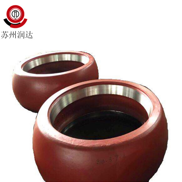 高鉻鑄鐵耐磨輥套生產(chǎn)的難點(diǎn)是什么？